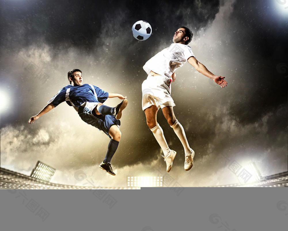 法甲战报：克瓦拉茨赫利亚双响，拉莫斯制胜，巴黎5-0雷恩